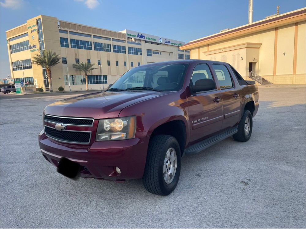 Chevy Avalanche 2009. maroon. - 3