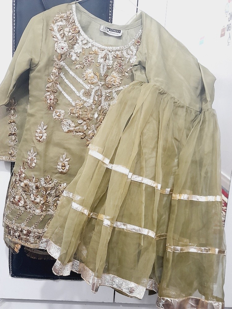 naeem akram - 5