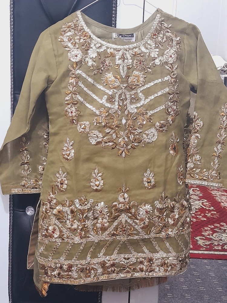 naeem akram - 4