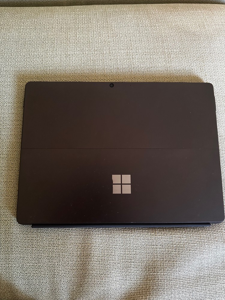surface Pro 8 - 3