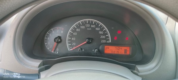 NISSAN - SUNNY -2019 - 3