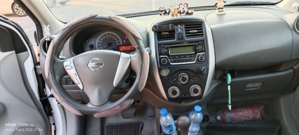 NISSAN - SUNNY -2019 - 5
