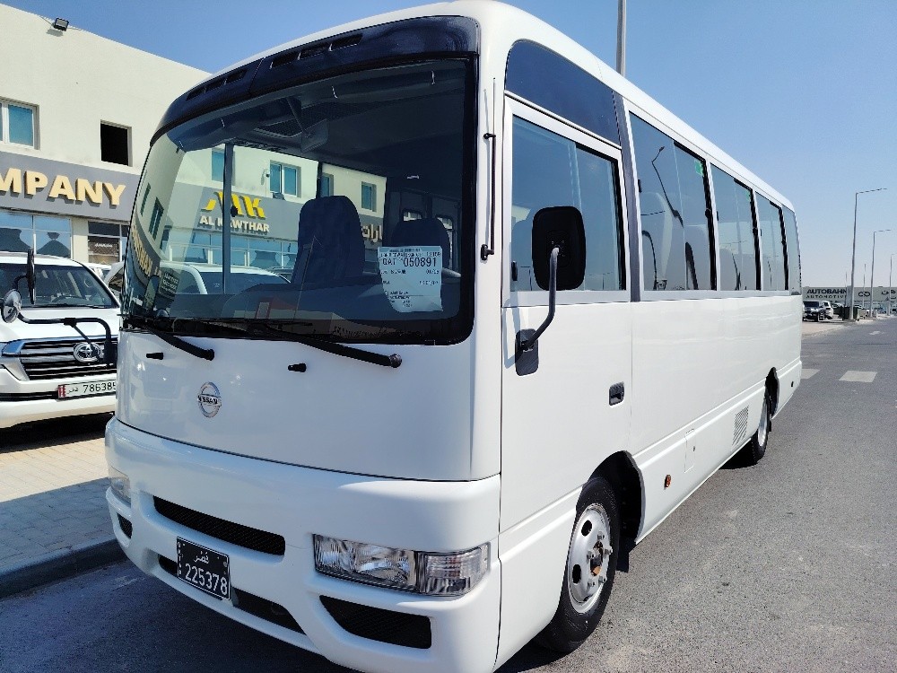 للبيع نيسان سيفليان حافلة 2021 - 1