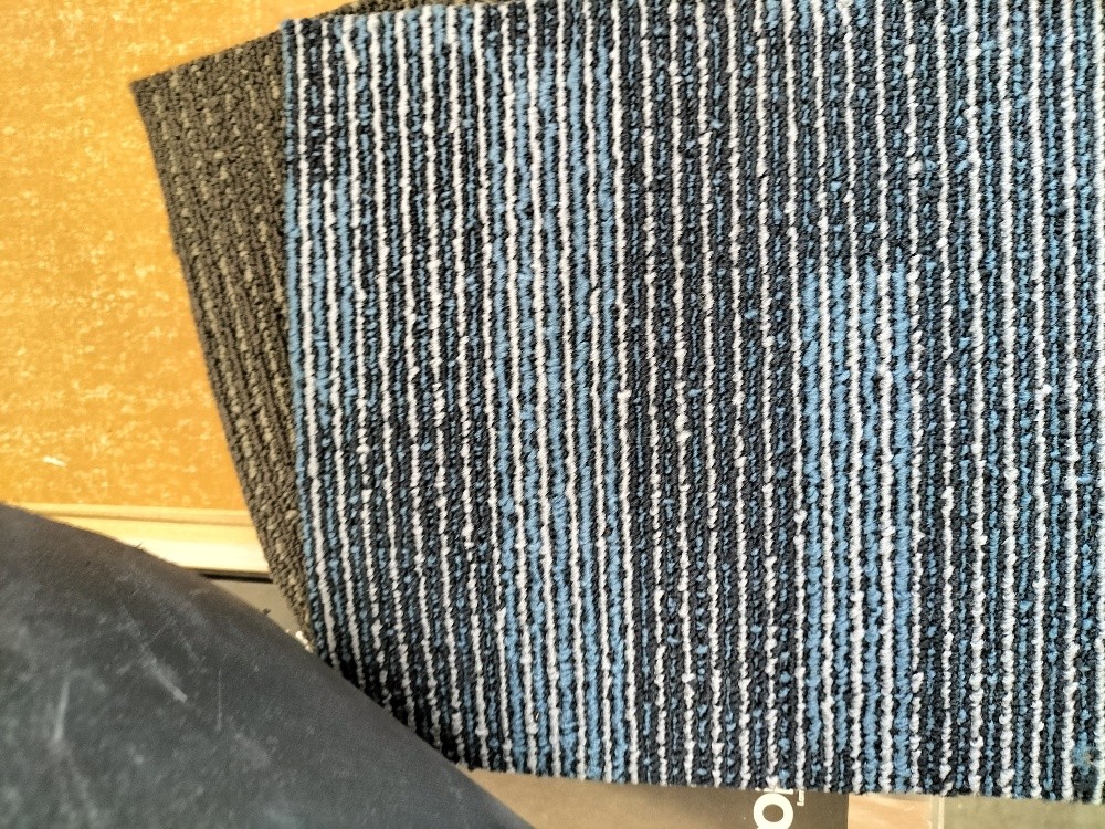 office Tiles carpet - 3
