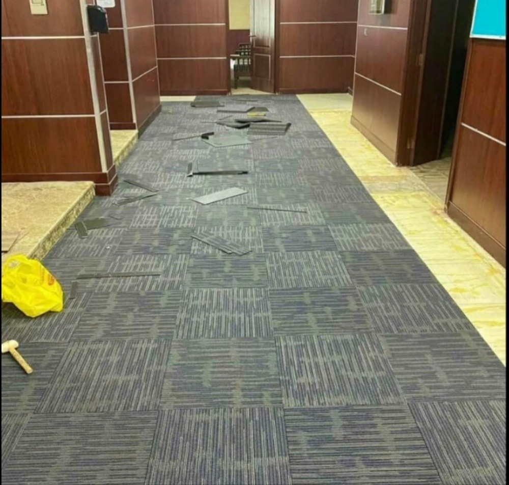 office Tiles carpet - 4
