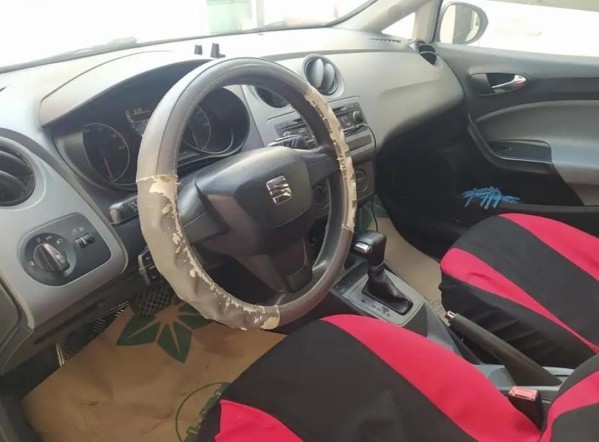 Seat Ibiza 2015 Good condition - 4