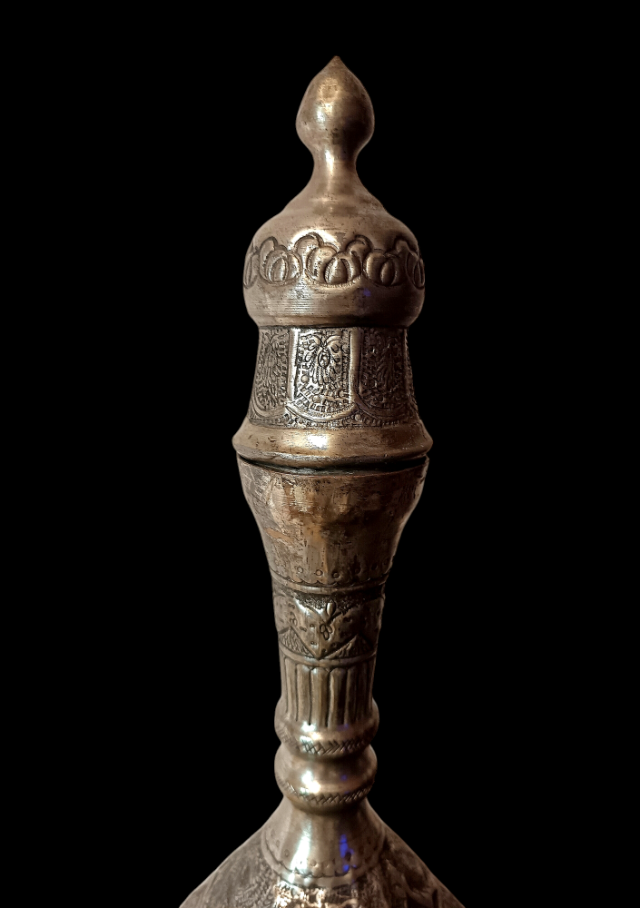 A unique antique Persian vase - 5