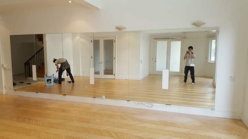 Glass work. shower.Mirror. glass - 3