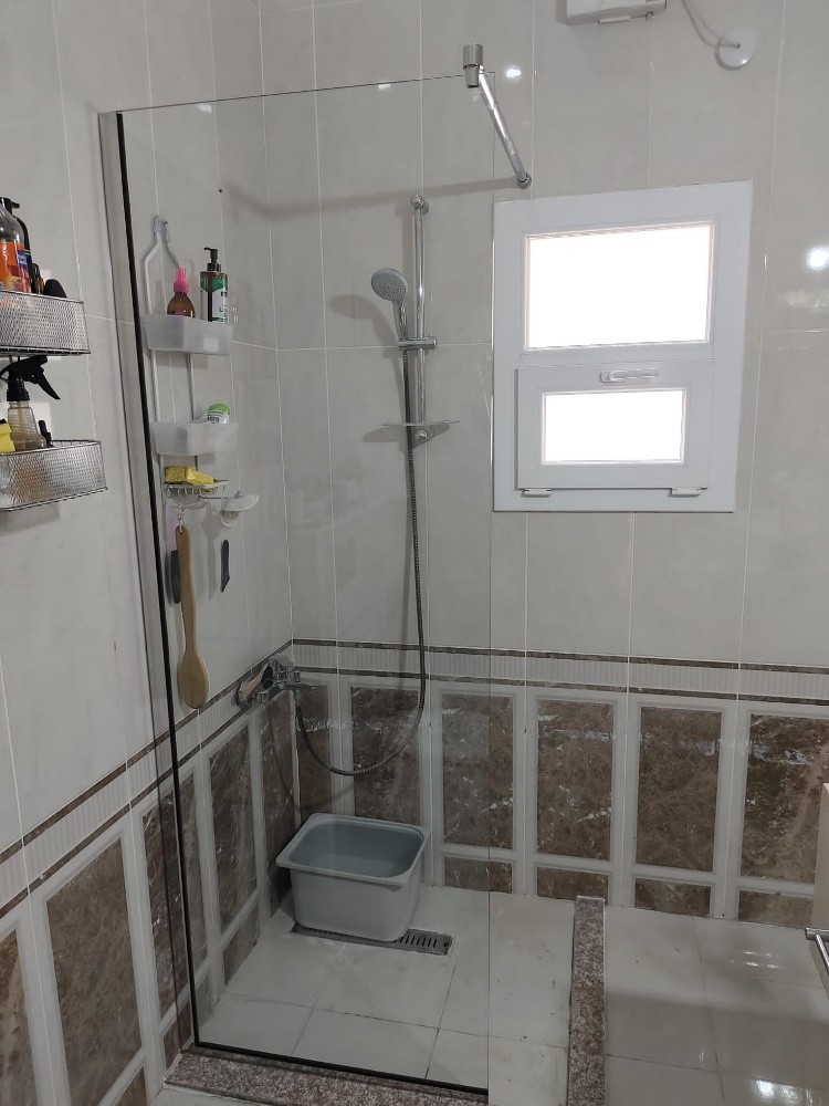 Glass work. shower.Mirror. glass - 5