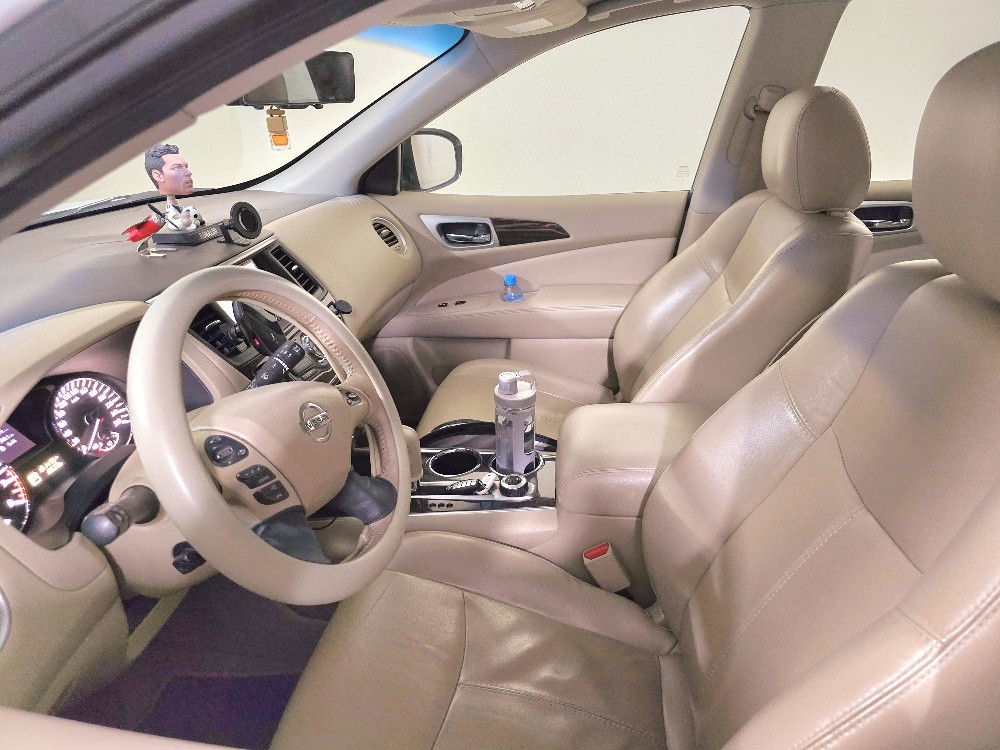 Nissan Pathfinder SV 2015 - 11