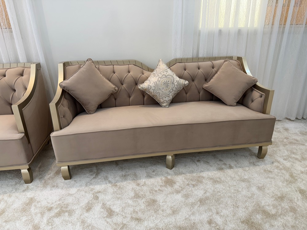 New sofa make 7 setter available  - 6