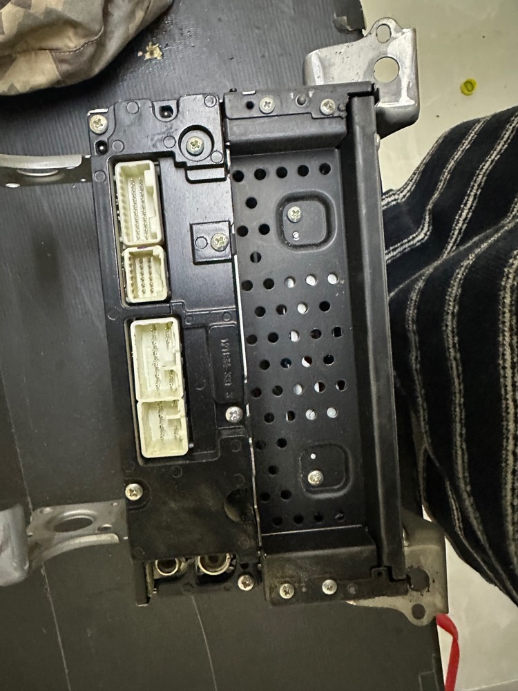 Camry radio - 4