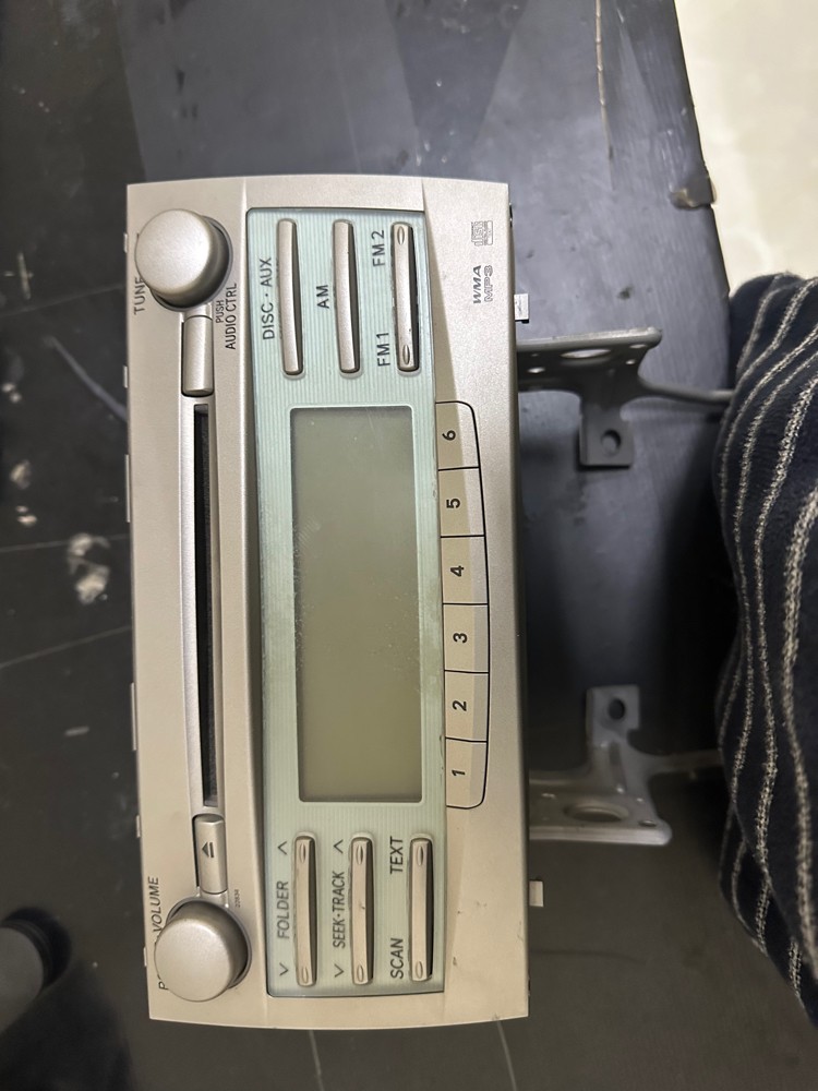 Camry radio - 3