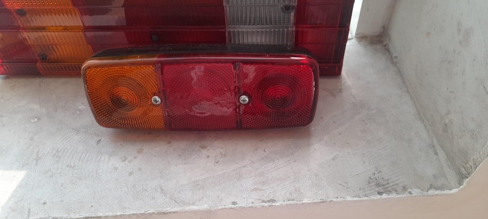 trailer lights - 1