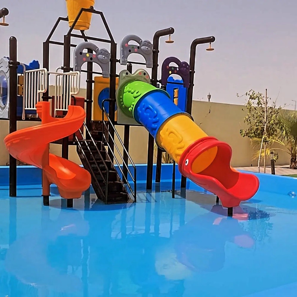 مسابح فوق الارض مع العاب - 1