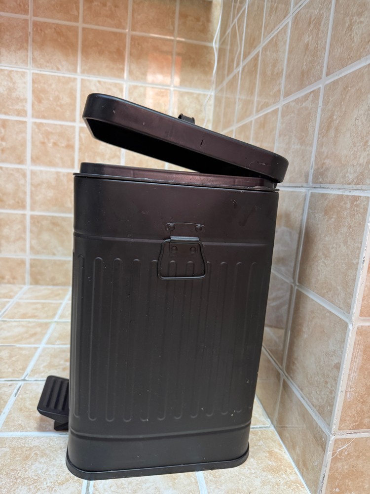 Trash Bin black  - 1