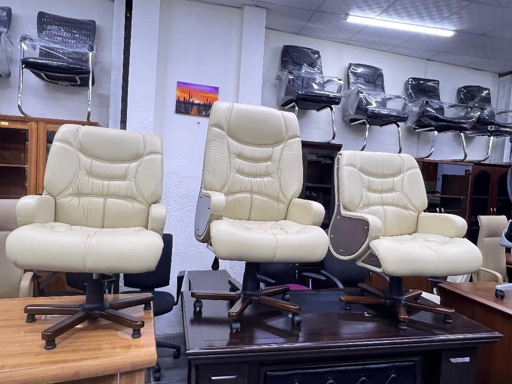 Used Office furniture sale - 12
