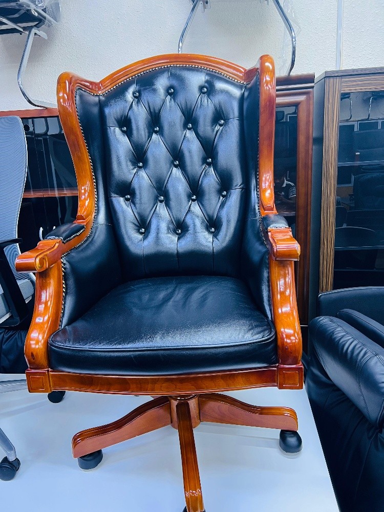 Used Office furniture sale - 15