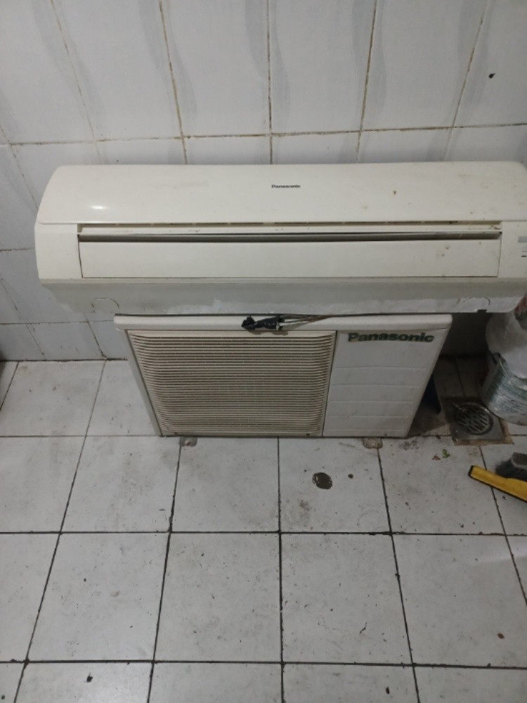 AC and cooler and freezer repairs - 2