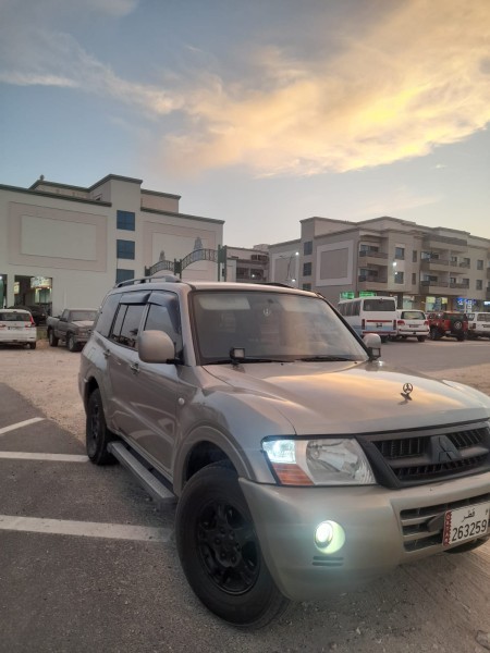 Mitsubishi pajero 2003 - 1