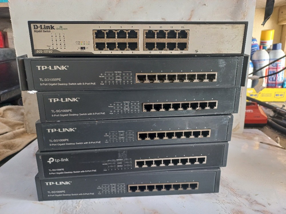 poe switch - 1