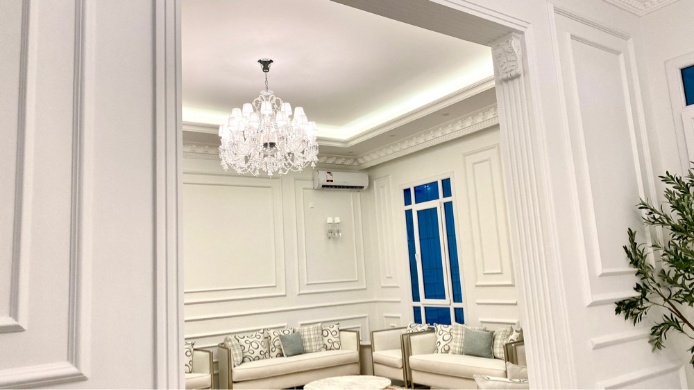 Baccarat 24 Chandelier - 2