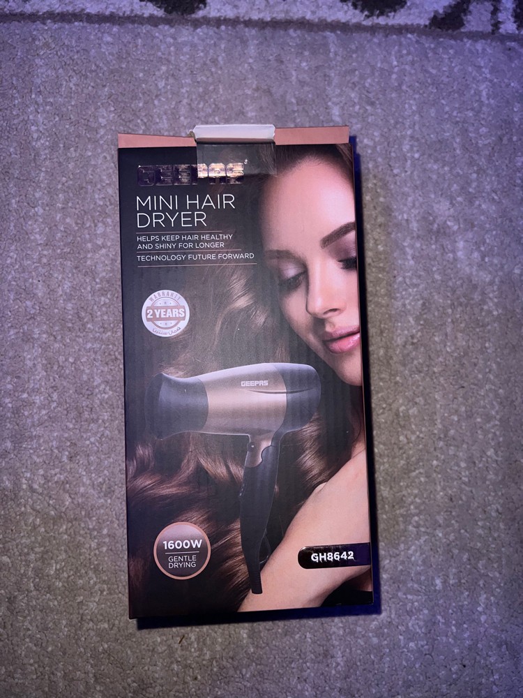 Geepas Mini hair dryer 1600W - 1