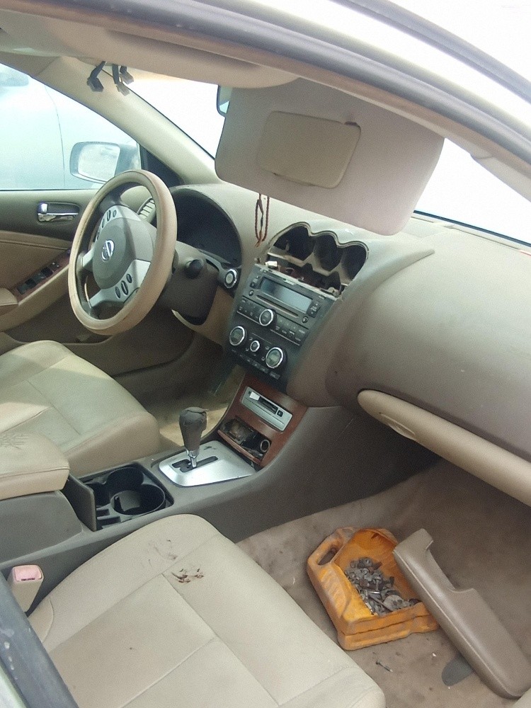 nissan Altima 2008 to 2012 - 1