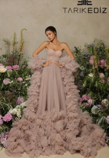 Tarik Ediz gown - 1