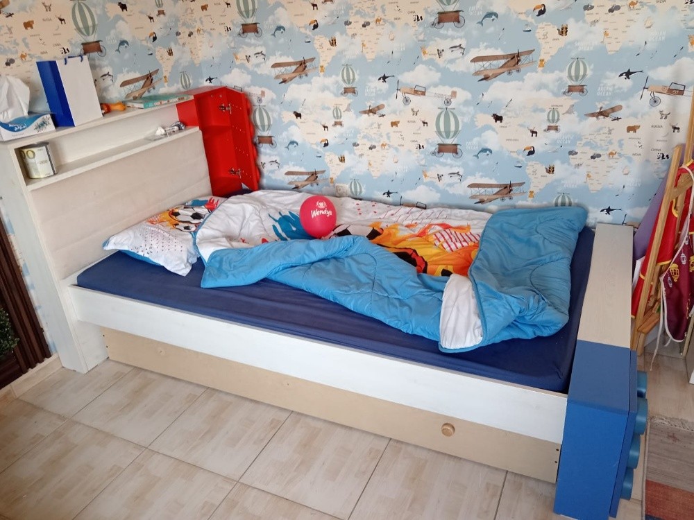 Boys bed + matress - 5