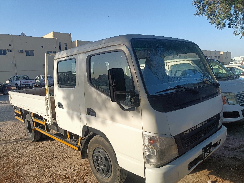 Mitsubishi fuso - 3