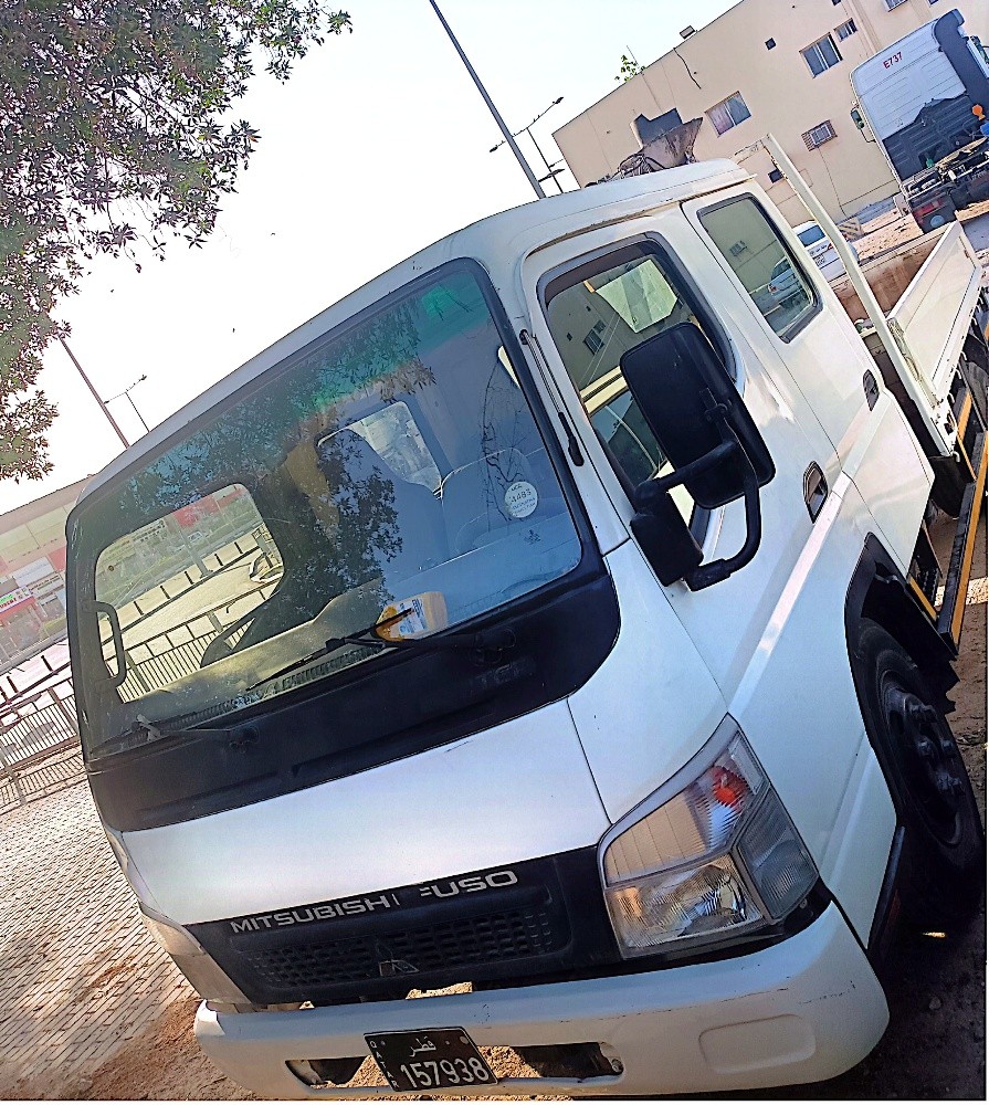Mitsubishi fuso - 2