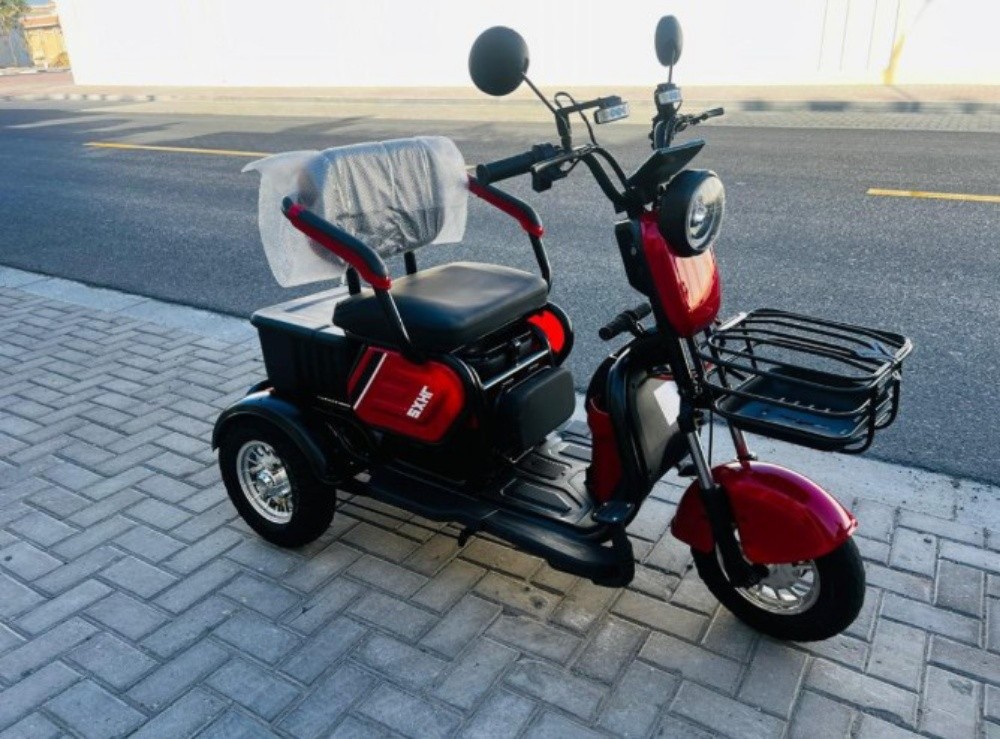 3 wheel scooter 48v - 1