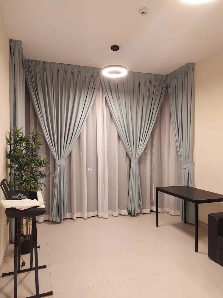 Luxurious Curtain make - 2