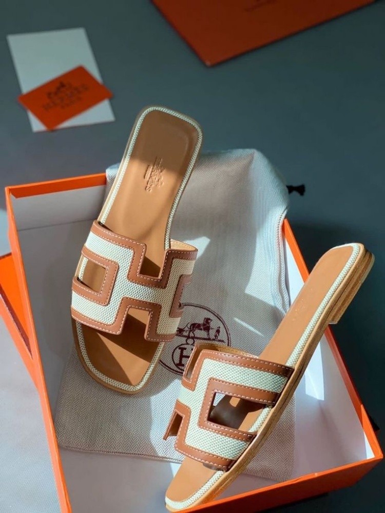 Hermes slipper available - 15