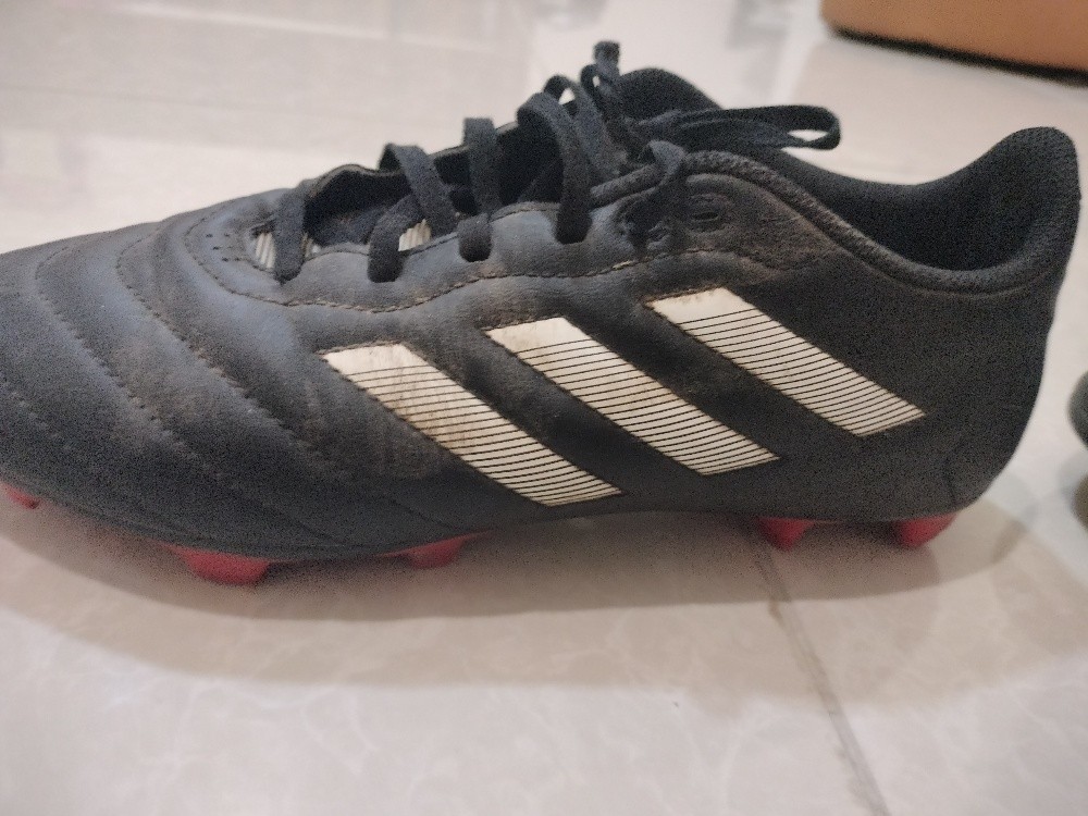 addidas boots size 42 - 3