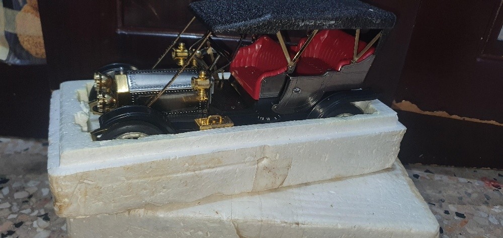 rolls royce car model radio - 2