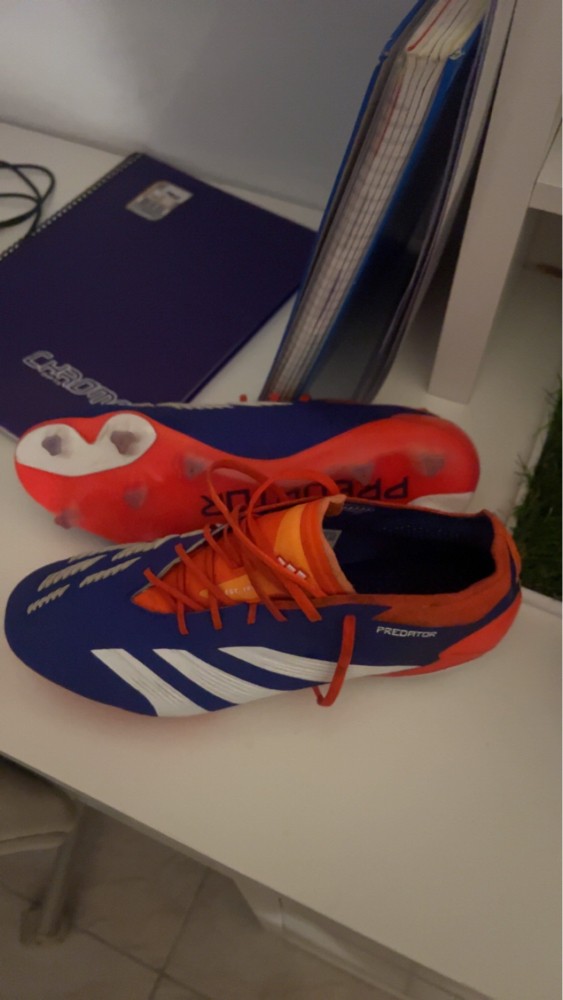 football shoes  - 1