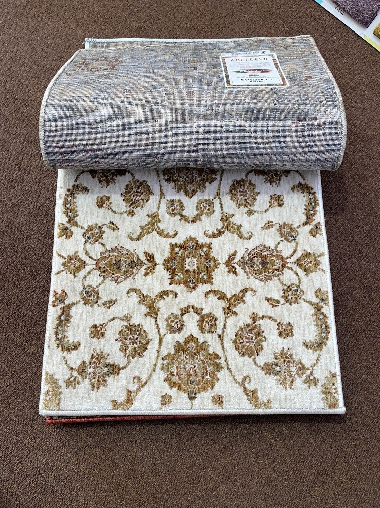 Beautiful carpets are available - 8