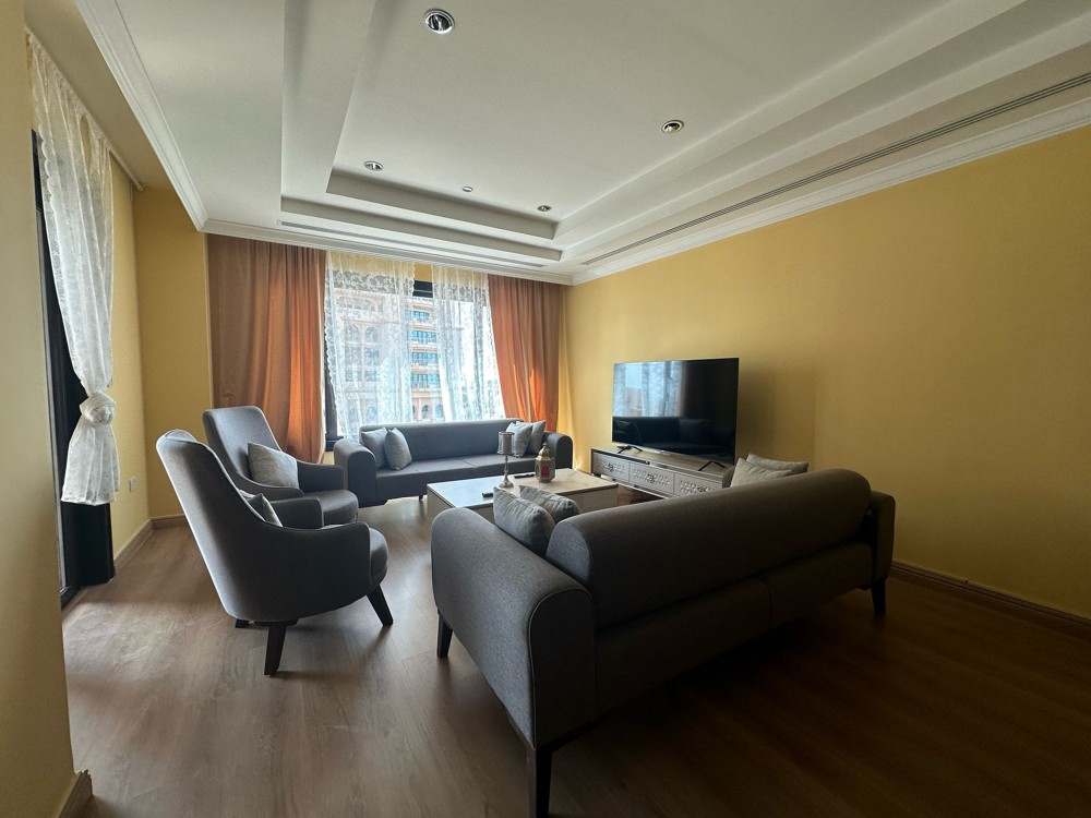 2 BR available For Rent  - 10