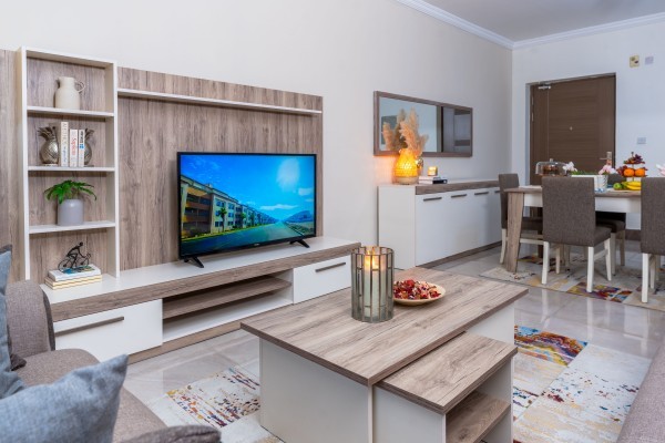 Stunning 3BR FF in Ezdan Oasis - 1