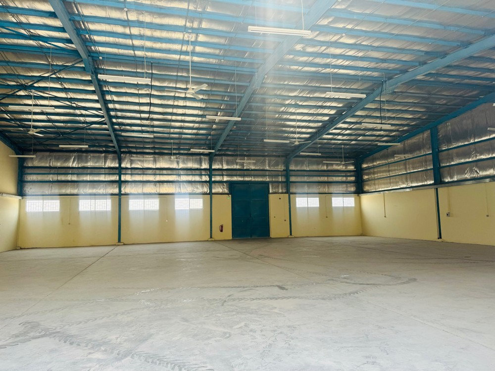Store For Rent in Industrial - 2