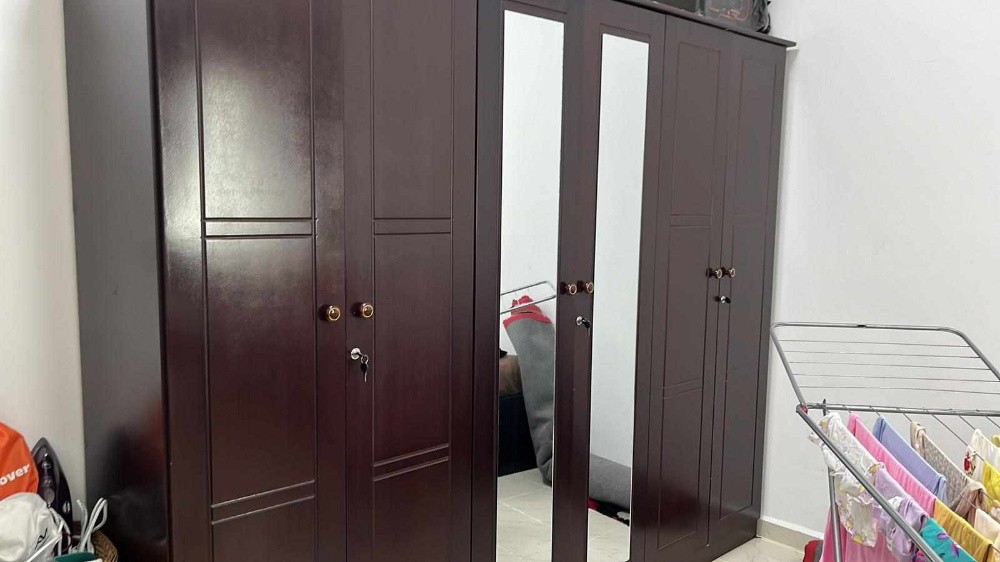 four door cupboard - 3
