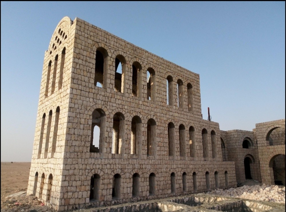 نحن نقوم بأعمال الحجر، بما في ذلك - 2