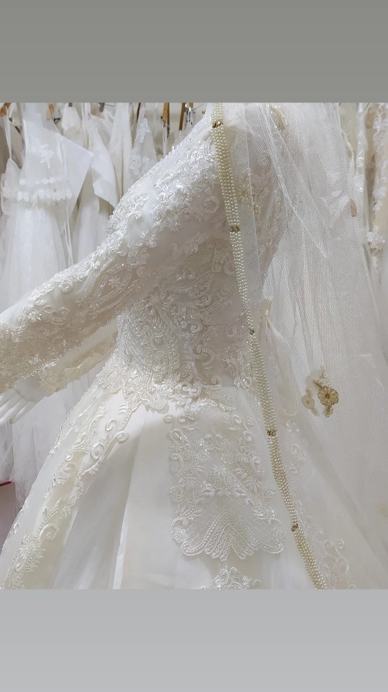 Brand new wedding dress for sale - 1