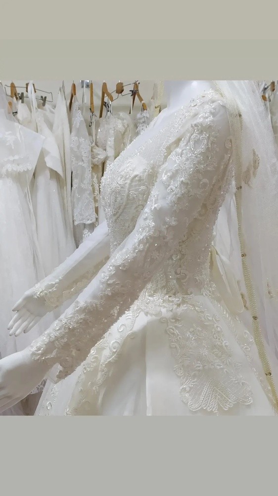 Brand new wedding dress for sale - 3