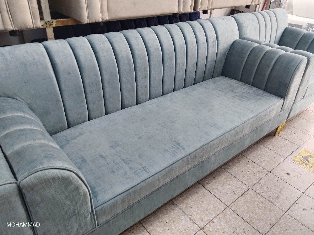 We buy and sell all kinds of furn - 13