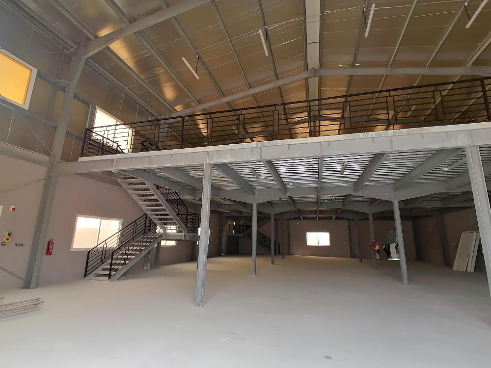 1000-SQM warehouse +9 rooms - 1