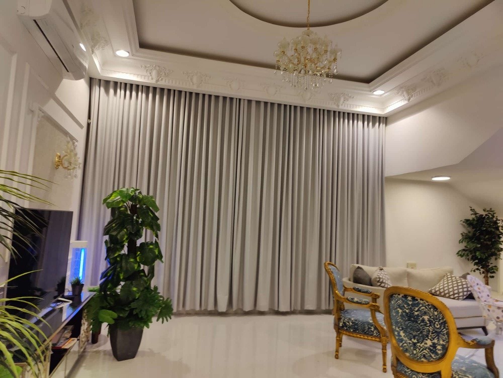 Nice Looking curtain - 7