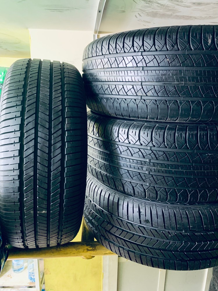 265/60R18 - 4